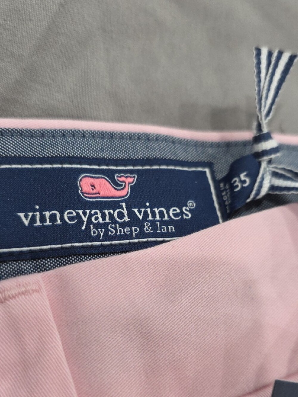 Vineyard Vines Men's Light Pink Flat Front Chino Shorts - Picture 4 of 6